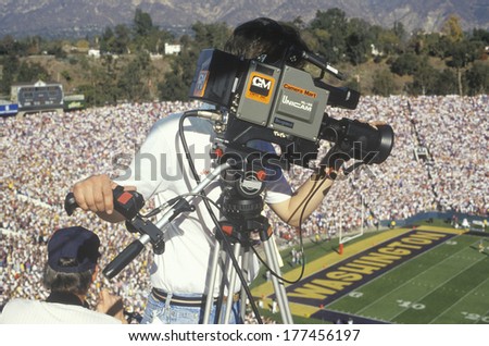 Television camera crews filming the Rose Bowl Game, Pasadena, CA