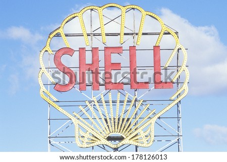 Neon sign for Shell Oil