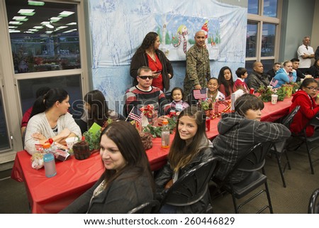 Christmas dinner for US Soldiers at Wounded Warrior Center, Camp Pendleton, North of San Diego, California, USA, 12.11.2013