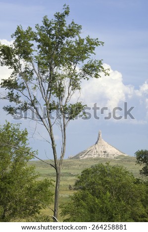 Chimney Rock National Historic Site, Nebraska, the most famous site on the Oregon Trail for early settlers and pioneers