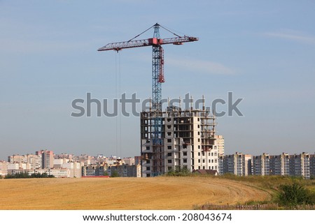 construction of concrete apartment building