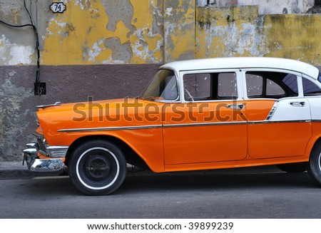 Detail of vintage classic american car on the streets of Old havana