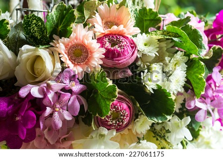 Beautiful flower wedding decorations.