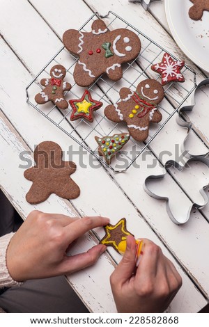 Making gingerbread christmas cookies