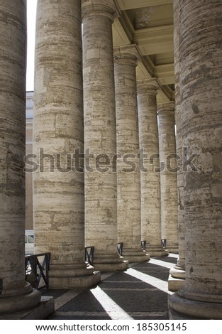 Italy, Vatican City, St. Peter\'s Square, the Church of St. Peter, sculpture,