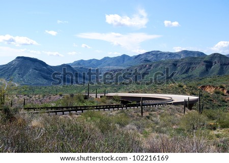 Arizona east of Phoenix / Desert Highway