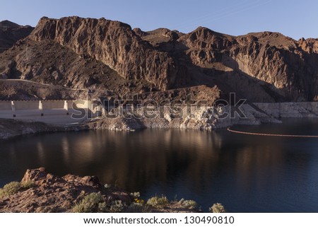A view of the water line at Lake mead, behind Hoover dam. Water is supposed to spill over the cement structure on the left.
