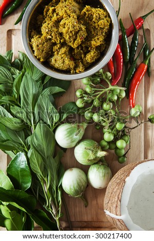 vegetable and curry paste for thai curry recipe