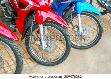 Brake and wheel motorbike.