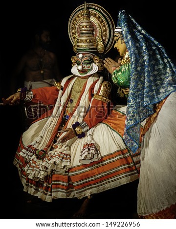 KANNUR, INDIA - DECEMBER 07: Traditional dancers perform Kathakali at an all night performance on December 07, 2011 at Parassinikadavu Muthappan Temple near Kannur, Kerala, India.