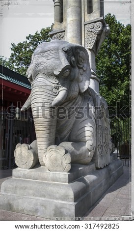 elephant at the entrance of the Berlin zoological garden