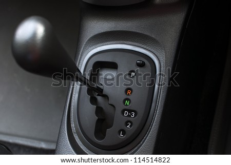 The mechanism of switching modes of automatic transmission car