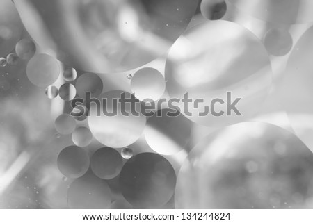 Color abstraction of oil droplets