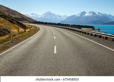 Aoraki Mount Cook Viewpoint Lake Pukaki Stock Photo