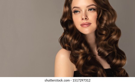 Beauty Brunette Girl Long Shiny Wavy Stock Photo Shutterstock