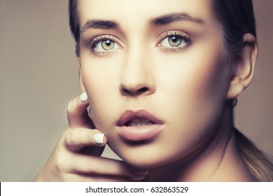 Beauty Face Woman Green Eyes Nude ภาพสตอก 632863529 Shutterstock