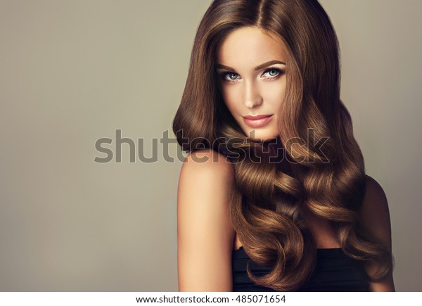 Brunette Girl Long Shiny Wavy Hair Stock Photo Edit Now 485071654