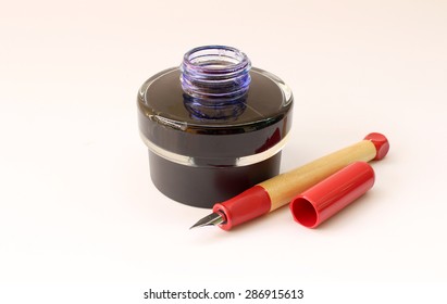 Fountain Pen Ink Bottle Stock Photo 286915613 Shutterstock