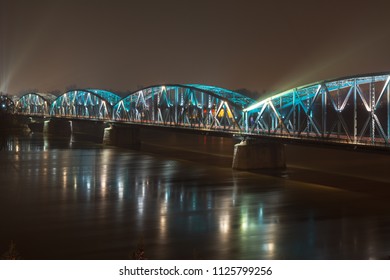 178 Jozef Pilsudski Bridge Images Stock Photos Vectors Shutterstock