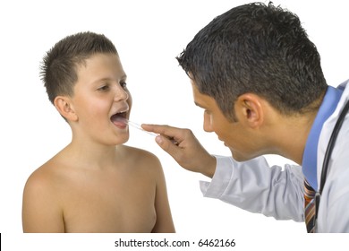 Doctor Examining Naked Immagini Foto Stock E Grafica Vettoriale Shutterstock