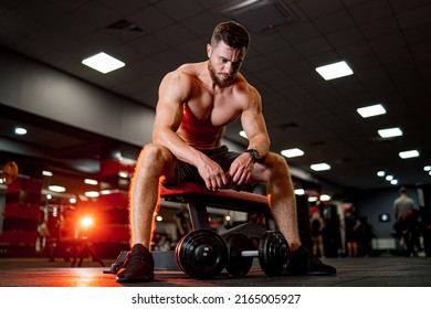 Muscular Man Naked Torso Training His Stock Photo 2165005927 Shutterstock