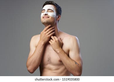 Naked Man White Mask Against Black Foto Stock Shutterstock