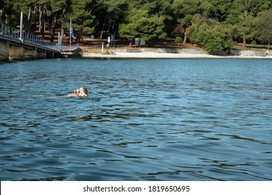 Naked Sexy Woman Snorkel Sea Topless Nh C S N Shutterstock