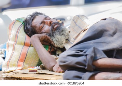 Homeless India Man Sleeping Images Stock Photos Vectors