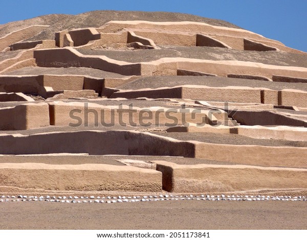 Peru Cahuachi Pyramids Nazca Desert Ceremonial Stock Photo