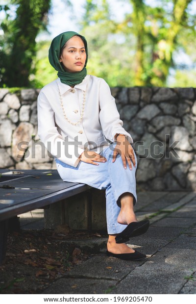 Portrait Muslim Beauty Woman Wearing Hijab Stock Photo 1969205470