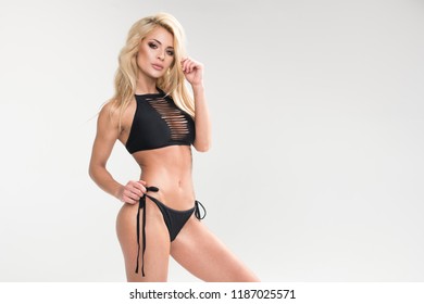 Sexy Blonde Woman Black Swimwear Over Foto Stock Shutterstock