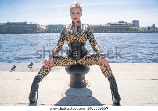 Sexy Curvy Blonde Woman Short Hair Stock Photo 1403356559 Shutterstock