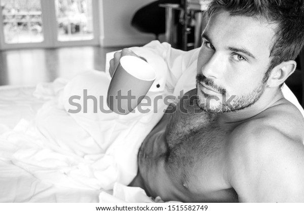 Sexy Hairy Naked Muscular Man Sixpack Stock Photo 1515582749 Shutterstock