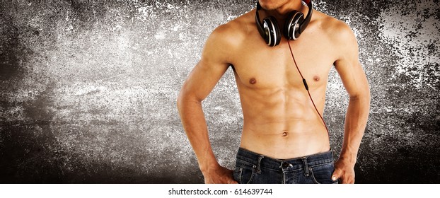 Sexy Shirtless Muscular Male Model Headphonehealthy Foto Stok Shutterstock