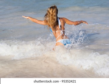 Sexy Woman Bikini Running Waves On Foto Stok Shutterstock