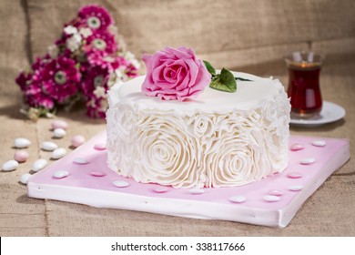 665 Pink Ombre Rose Cake Images Stock Photos Vectors Shutterstock