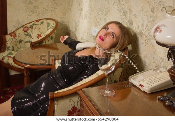 Strangled Beautiful Woman Short Black Dress 스톡 사진 554290804 Shutterstock