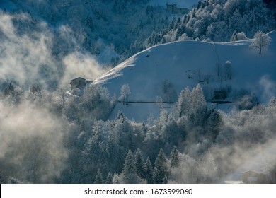 973 Mountain Village After Snowfall Images Stock Photos Vectors