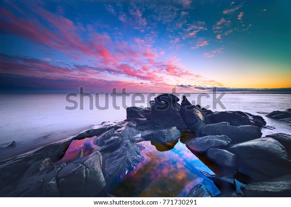 Sunset Brighton Beach Duluth Minnesota Stock Photo Edit Now 771730291