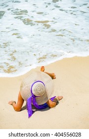 Woman Bikini Sunhat Tropical Beach Stock Photo Shutterstock