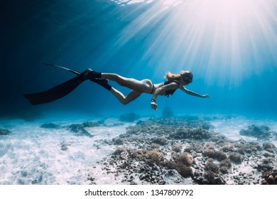 Woman Freediver Fins Swim Over Sandy Stock Photo 1347809792 Shutterstock