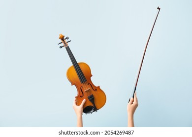 4 124 Woman Holding A Violin Images Stock Photos Vectors Shutterstock