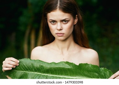 Woman Naked Body Green Palm Leaf Stock Photo 1479303398 Shutterstock