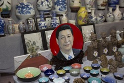 HEFEI CHINA-September 21, 2014, "Chinese leader Xi Jinping portrait" Jingdezhen porcelain art debut in the eighth session of China (Hefei) International Cultural fair.