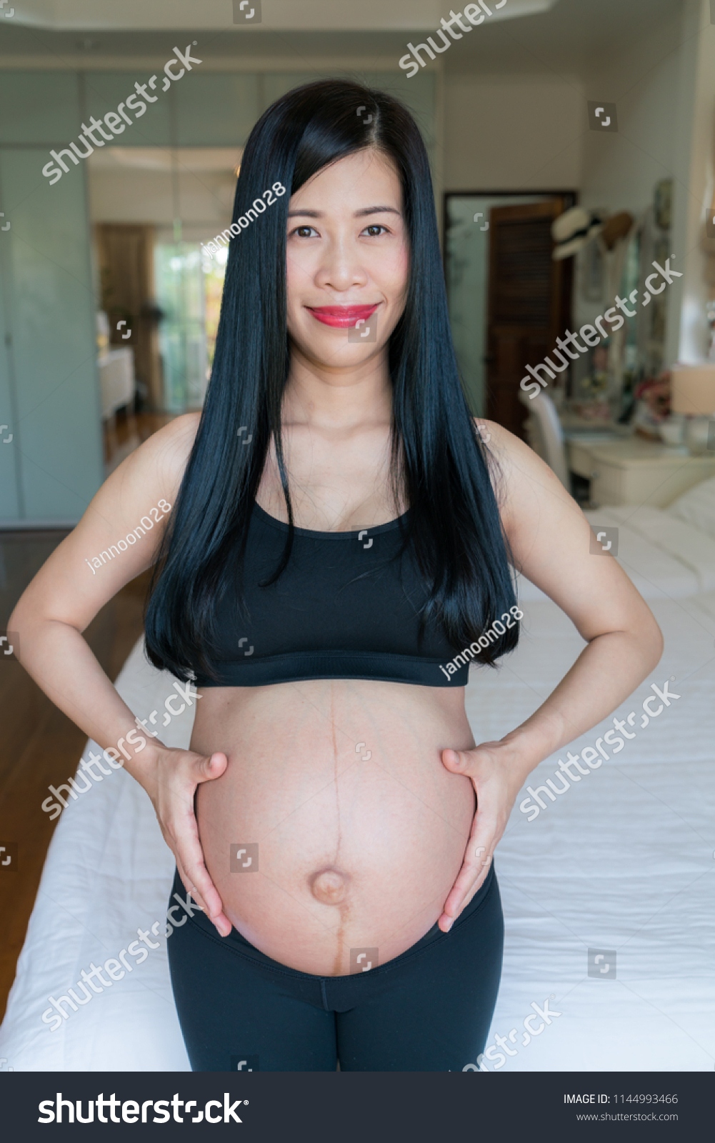 Happy Pregnancy Woman Naked Belly Stock Photo Shutterstock