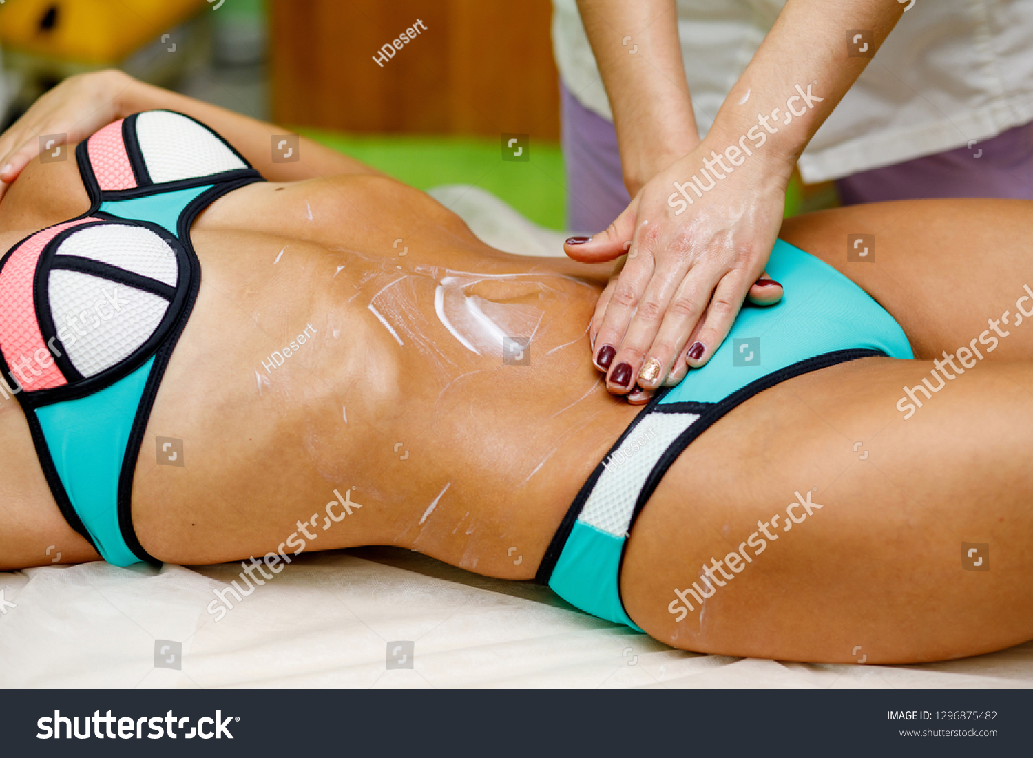String bikini massage from