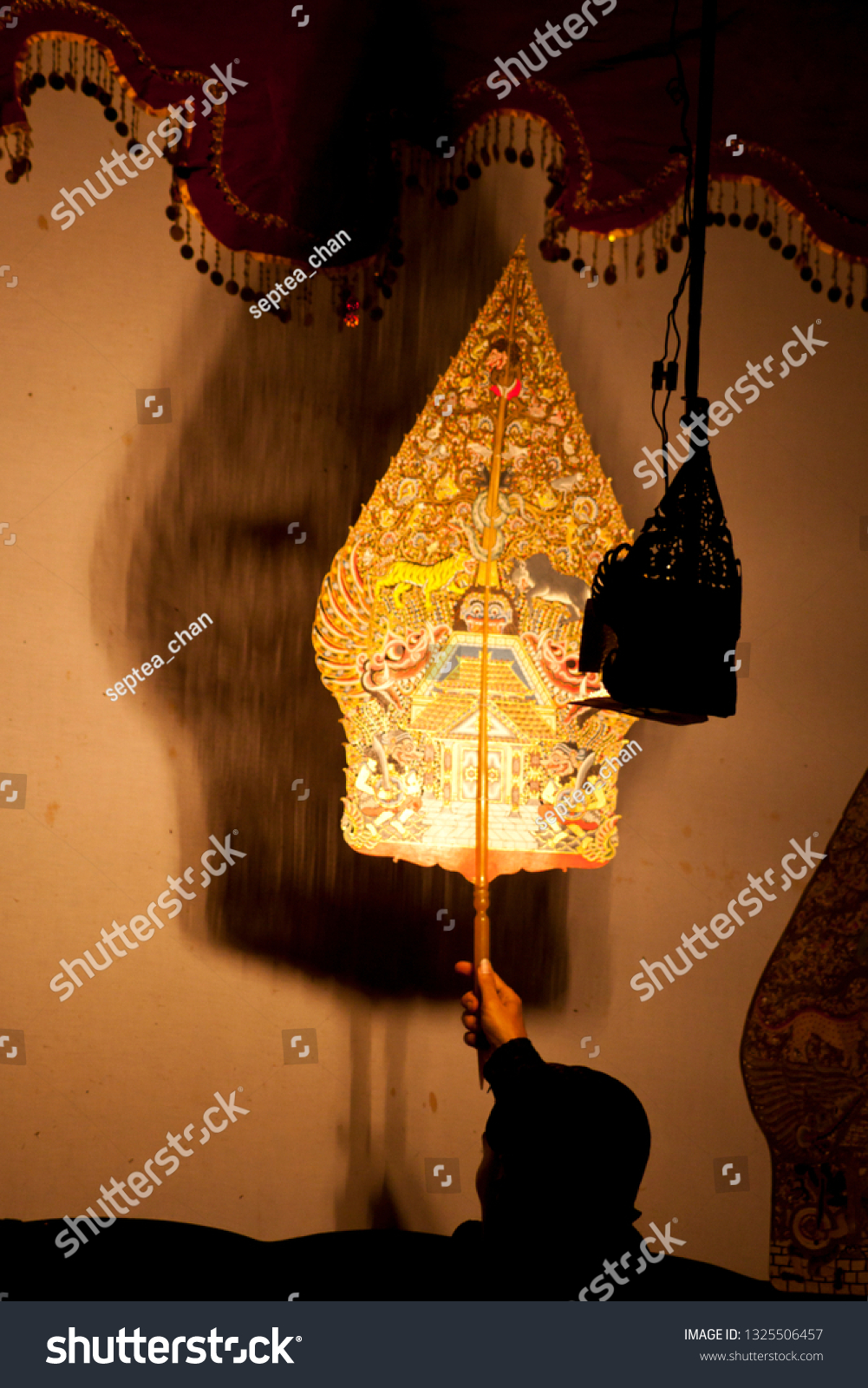 Gunungan Wayang Silhouette Stock Photo Shutterstock