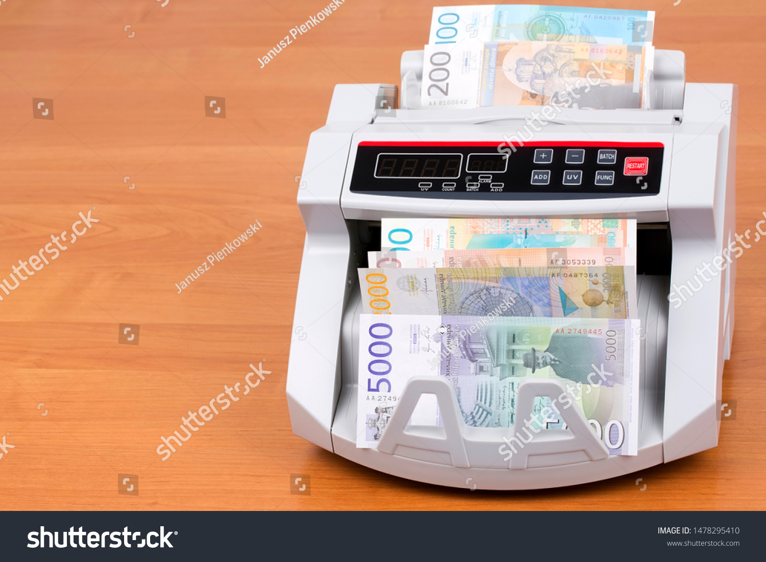 Serbian Dinars Counting Machine Stock Photo 1478295410 Shutterstock