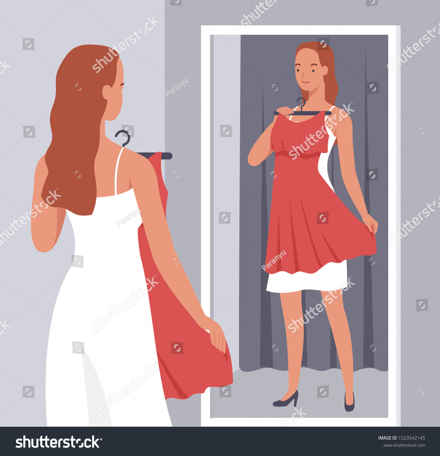 Соблазнительная рыжая девушка примеряет одежду перед зеркалом