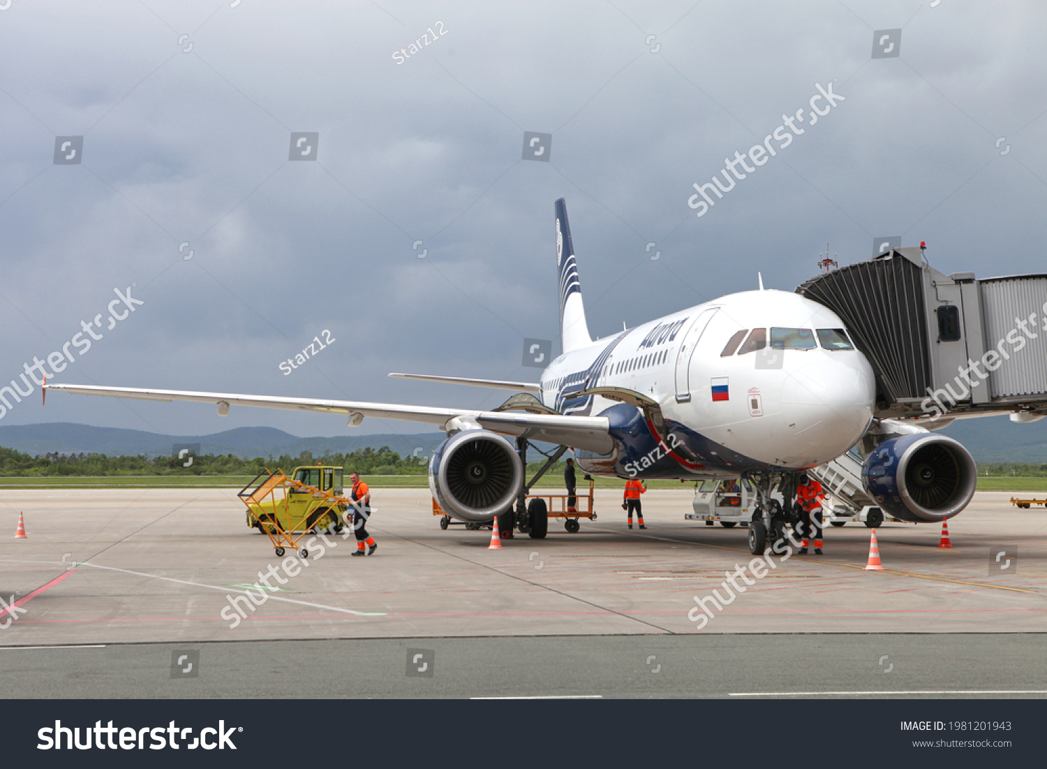 Vladivostokrussia 05262021 Passenger Airplane Airbus A319 Stock Photo